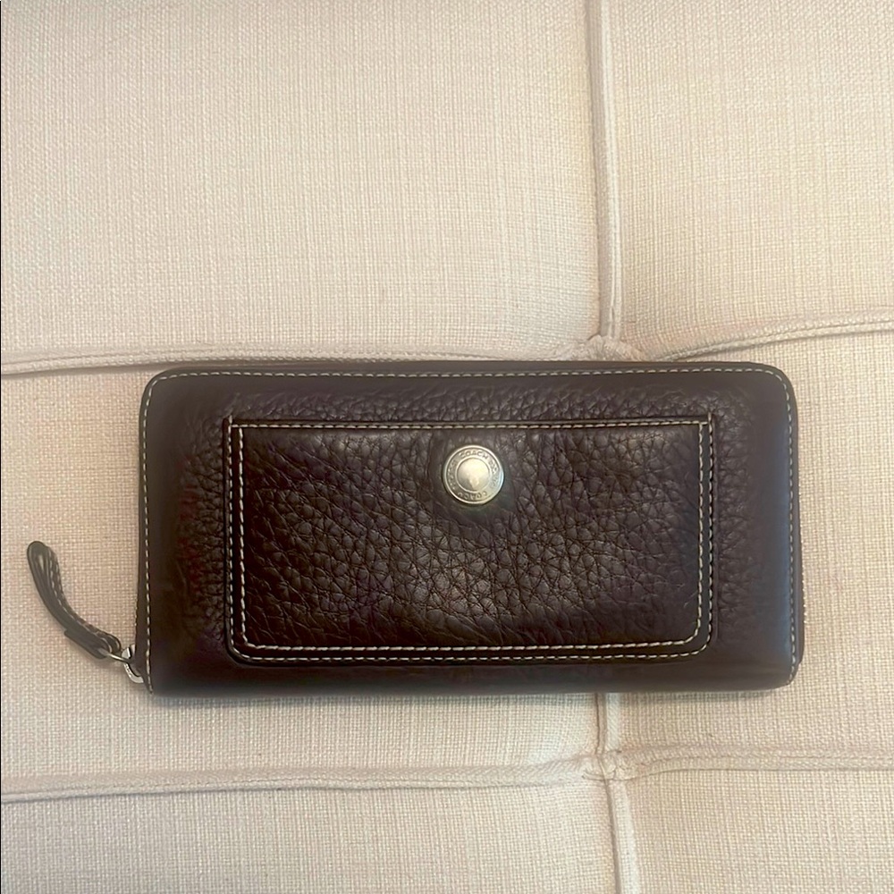 Vintage Coach Dark Brown Leather Accordion Wallet